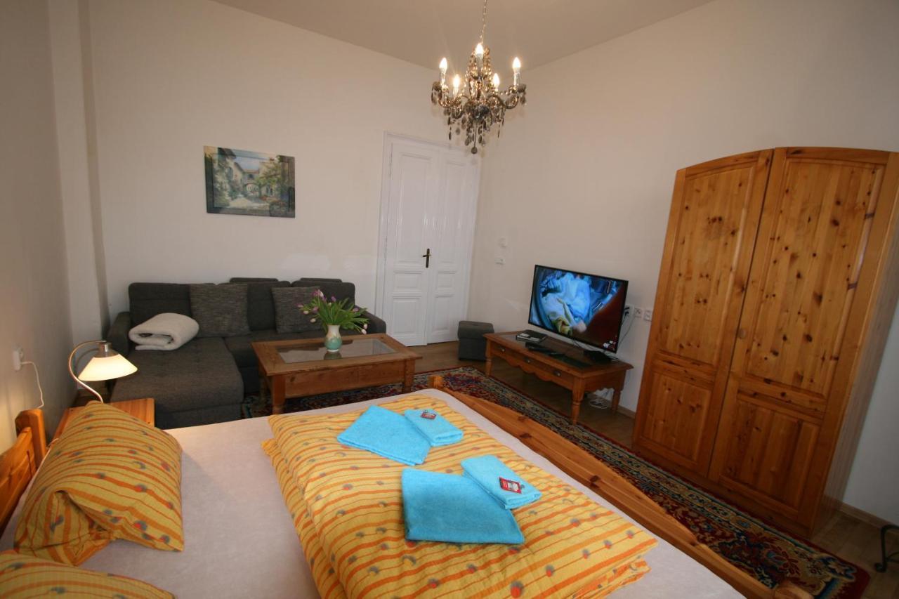 Apartment No. 16B Svahova 14 카를로비바리 외부 사진